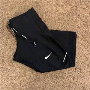 Cropped Nike leggings size small